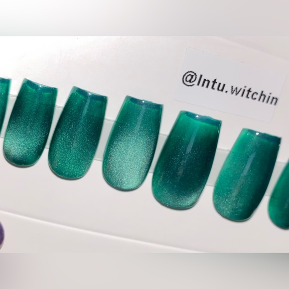 Press on nails, 20 pack, Magnetic gel - Picture 9 of 12